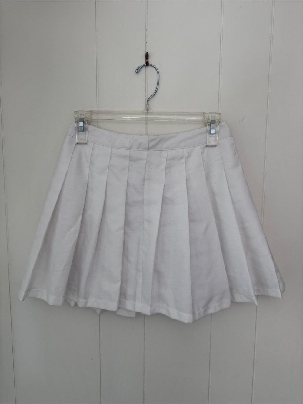Forever 21 White Pleated Circle Skirt